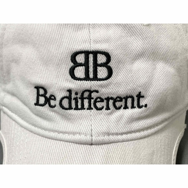 Balenciaga - 《 BALENCIAGA 》Be Different Cap M キャップの通販 by
