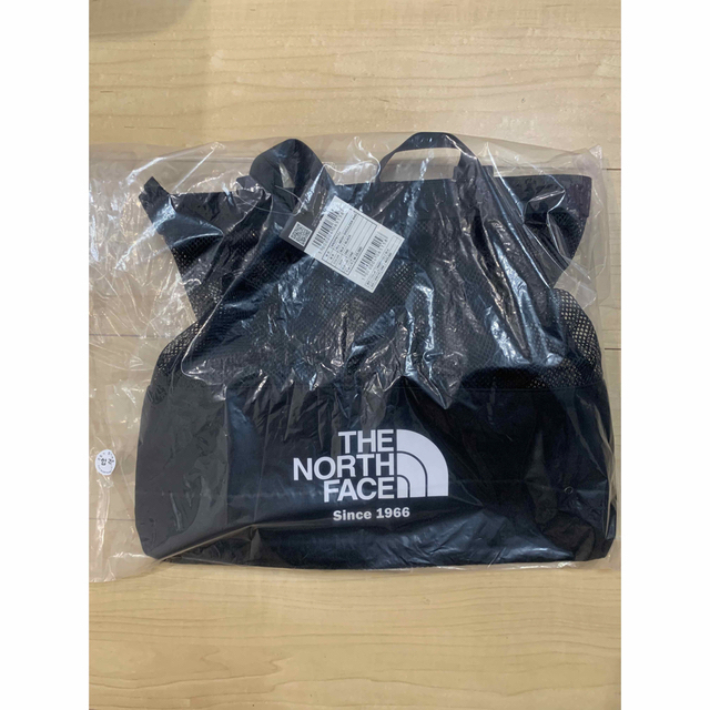 THE NORTH FACE(ザノースフェイス)のノースフェイス メッシュ トート ブラック レディースのバッグ(トートバッグ)の商品写真