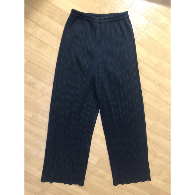 PLEATS PLEASE ISSEY MIYAKE プリーツパンツ黒 その他 パンツ