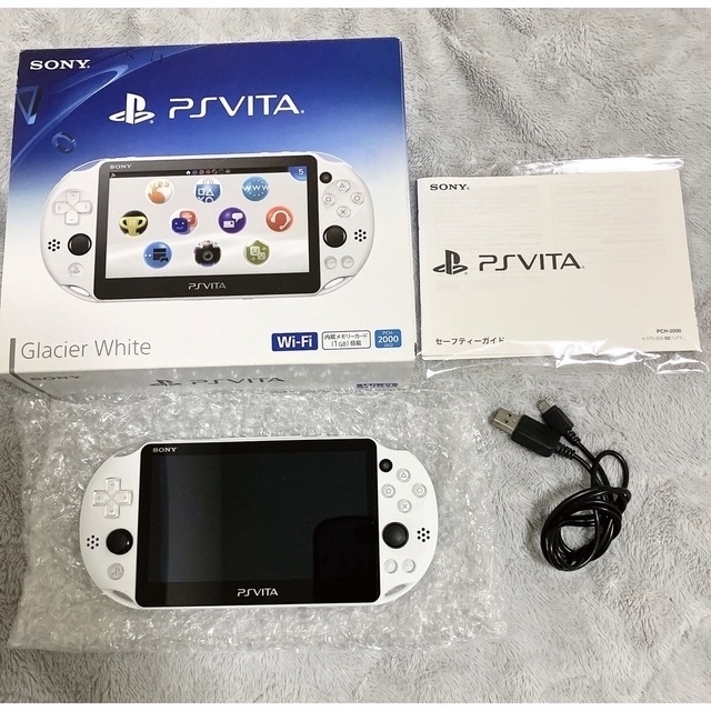 エンタメホビーSONY PlayStationVITA 本体  PCH-2000 ZA22