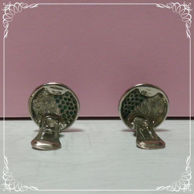 丸型 ボタン風 イヤリング ピアス 耳飾り、昭和レトロ感 レディースのアクセサリー(イヤリング)の商品写真