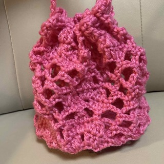 【手編み】ハンドバッグ　手編みバッグ　ネットバッグ　巾着バッグ(バッグ)