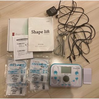 スリムビューティーハウス シェイプリフト shape lift emsの通販 by