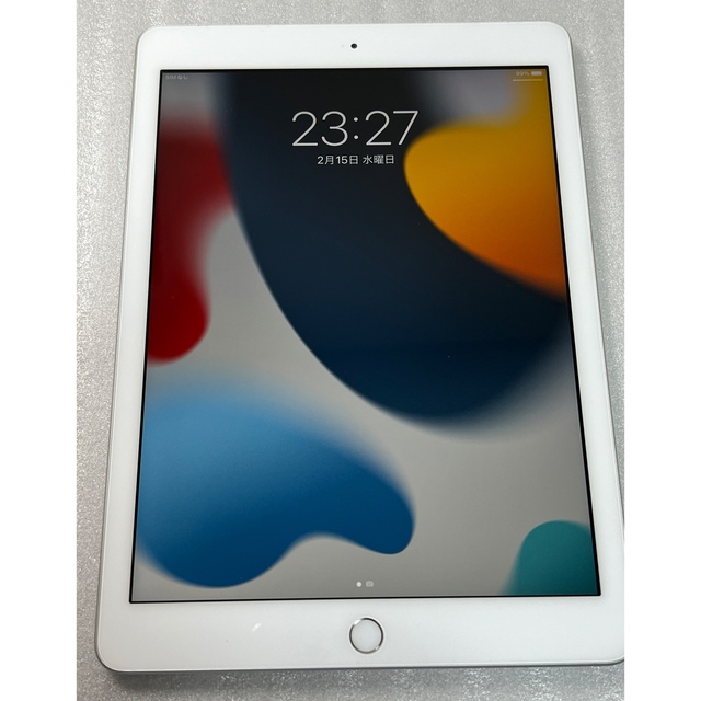 PC/タブレットSIMフリー iPad 第6世代 32GB  MR6P2J/A シルバー一括○