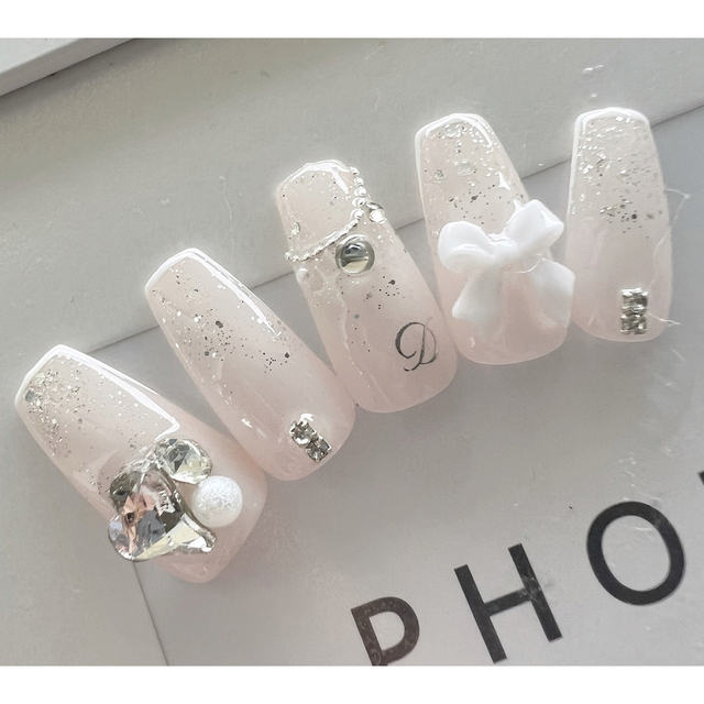 ワンホンネイル チークネイル 韓国 ネイルチップ 蝶々ネイル 量産型 中国 コスメ/美容のネイル(つけ爪/ネイルチップ)の商品写真