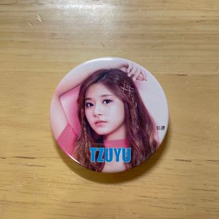 トゥワイス(TWICE)のtwice Tzuyu トワイス　ツウィ　缶バッジ(K-POP/アジア)