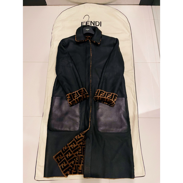 FENDI(フェンディ)の⭐︎まー様 専用⭐︎ レディースのジャケット/アウター(毛皮/ファーコート)の商品写真