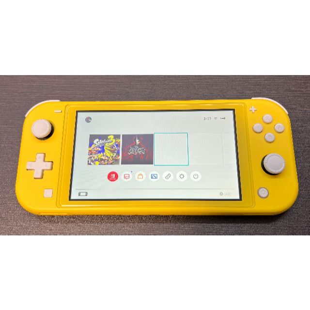 傷は見られず綺麗です本体本体のみ (443) 整備済み Switch Lite イエロー