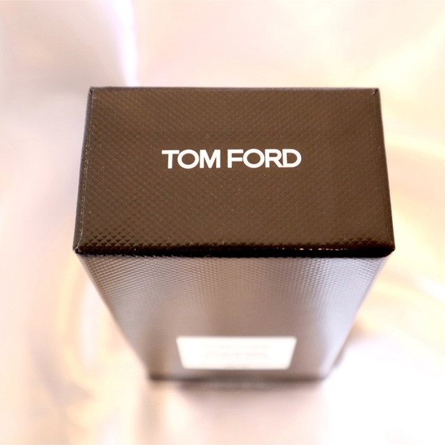 トムフォード TOM FORD ファッキンファビュラス 100ml 4