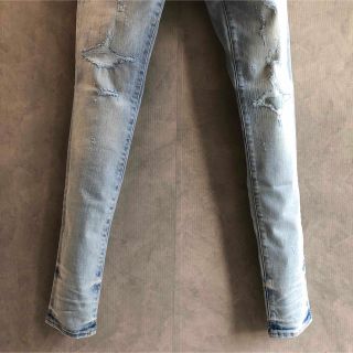 AMIRI - AMIRI アミリリペア加工スキニーデニムパンツ ブリーチ 29の