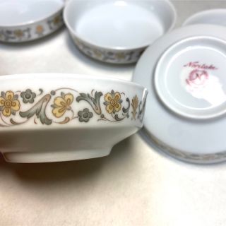 ノリタケ(Noritake)のＧ-42ノリタケ金彩花模様　まめ小皿5枚セット未使用保管品(食器)