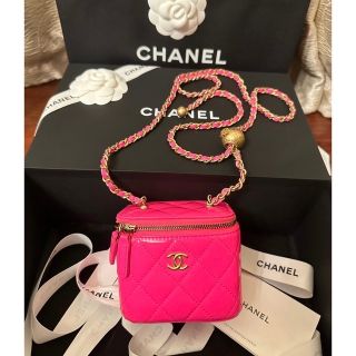 新品未使用シャネルCHANEL ミニ　ヴァニティケース　23c 新作