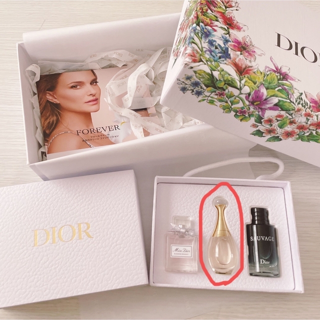 Dior(ディオール)の新品未使用　ジャドール オードゥ パルファン(5mL) Dior コスメ/美容のキット/セット(サンプル/トライアルキット)の商品写真