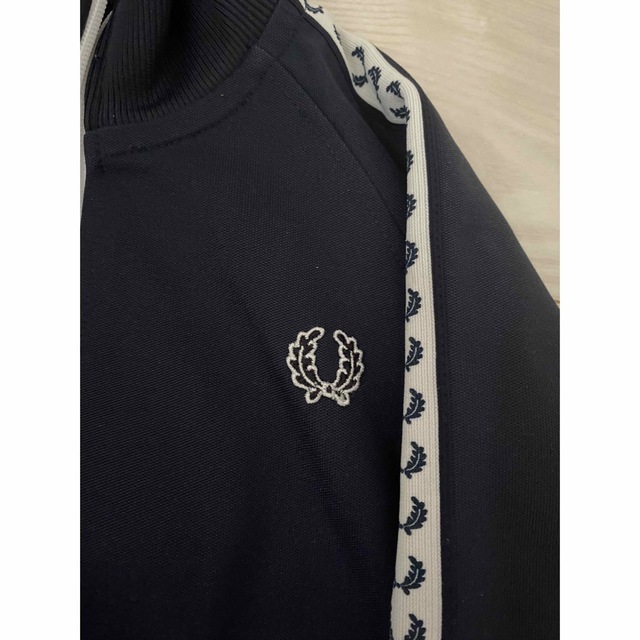 FRED PERRY(フレッドペリー)のFREDPERRY ジャージ キッズ/ベビー/マタニティのキッズ服男の子用(90cm~)(ジャケット/上着)の商品写真