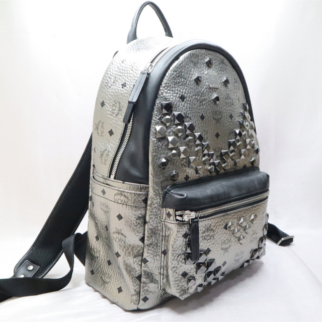 極美品】MCM エムシーエム ヴィセトス バックパック スタッズ Mサイズ-