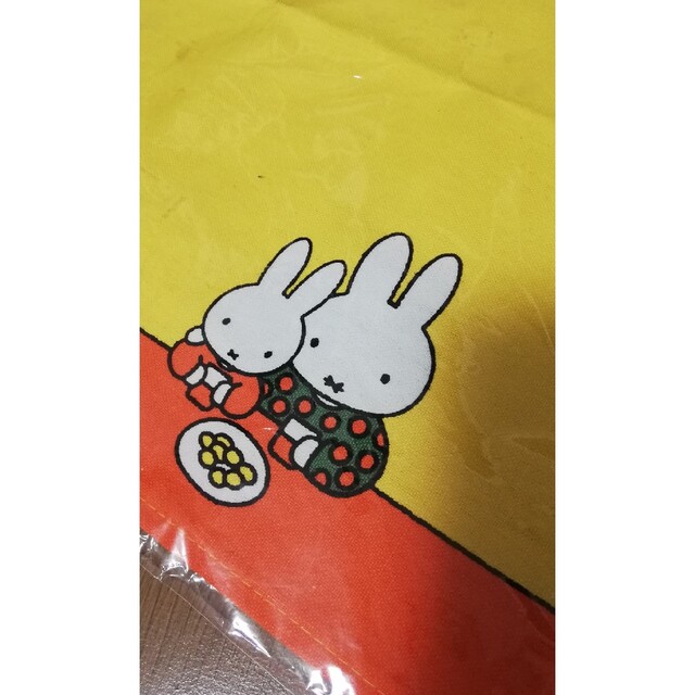 miffy(ミッフィー)のucari様専用★ミッフィー　ランチョンマット　二枚セット インテリア/住まい/日用品のキッチン/食器(テーブル用品)の商品写真