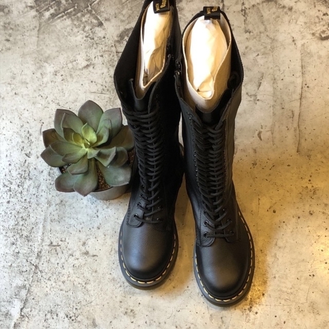 Dr.Martens - 新品未使用 ドクターマーチン 1B60 20ホール Dr.Martens - 新品未使用 ドクターマーチン 1B60 20ホール