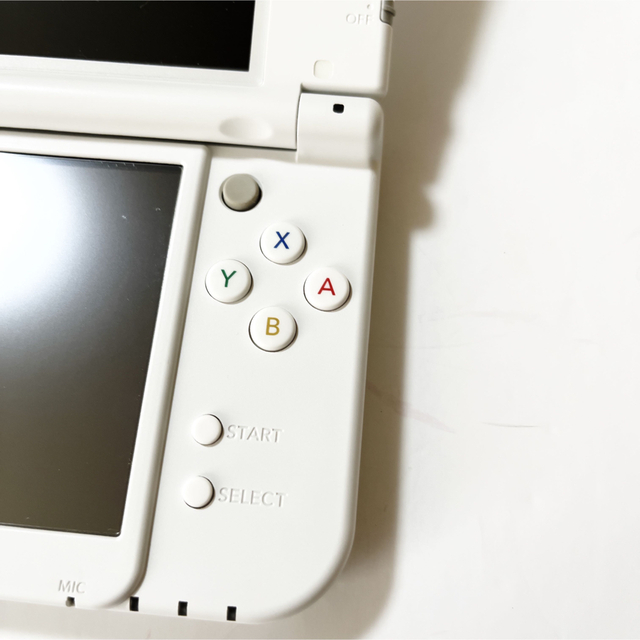 NEWニンテンドー3DS LL パールホワイト　極美品