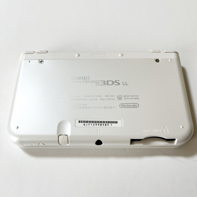 NEWニンテンドー3DS LL パールホワイト　極美品