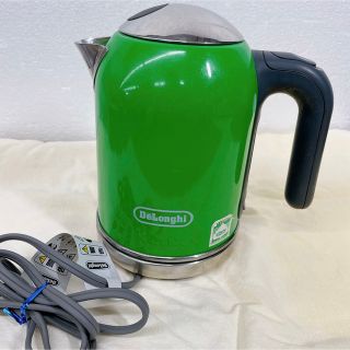 デロンギ(DeLonghi)のデロンギ 電気ケトル グリーン kMix 廃盤　(電気ケトル)