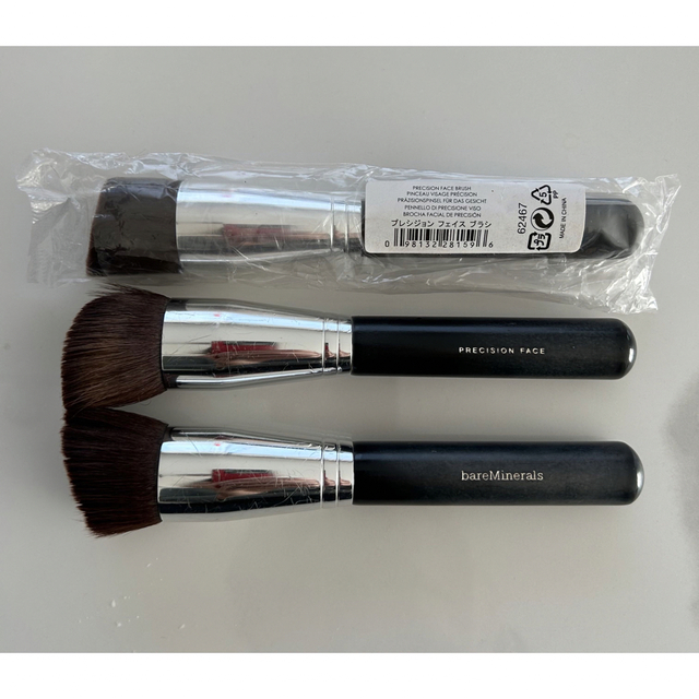 bareMinerals(ベアミネラル)のベアミネラル プレシジョン　フェイスブラシ 3本セット コスメ/美容のメイク道具/ケアグッズ(ブラシ・チップ)の商品写真