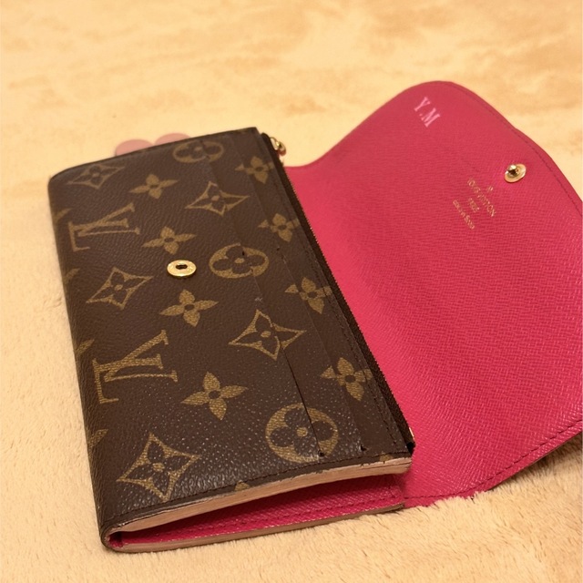 LOUIS VUITTON ルイヴィトンモノグラムエミリ財布 WALLET