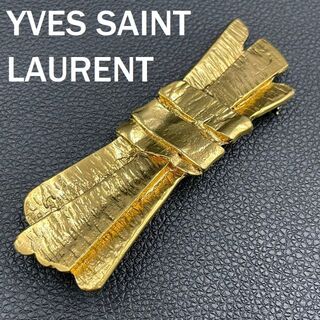 イヴサンローラン(Yves Saint Laurent)のイヴサンローラン ブローチ ゴールド リボン モチーフ YSL ヴィンテージ (ブローチ/コサージュ)