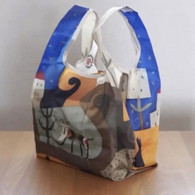 KALDI(カルディ)の▶︎カルディ◀︎エコバッグ　カルディ伝説　非売品 レディースのバッグ(エコバッグ)の商品写真