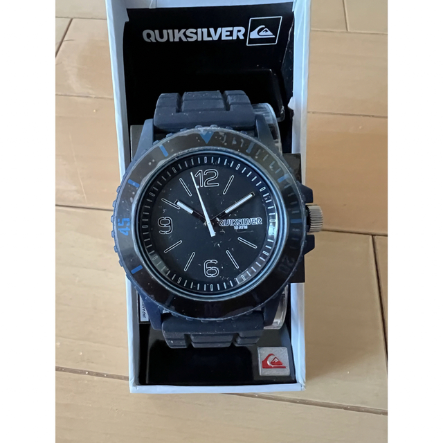 QUIKSILVER 腕時計　日本未発売　新品未使用品