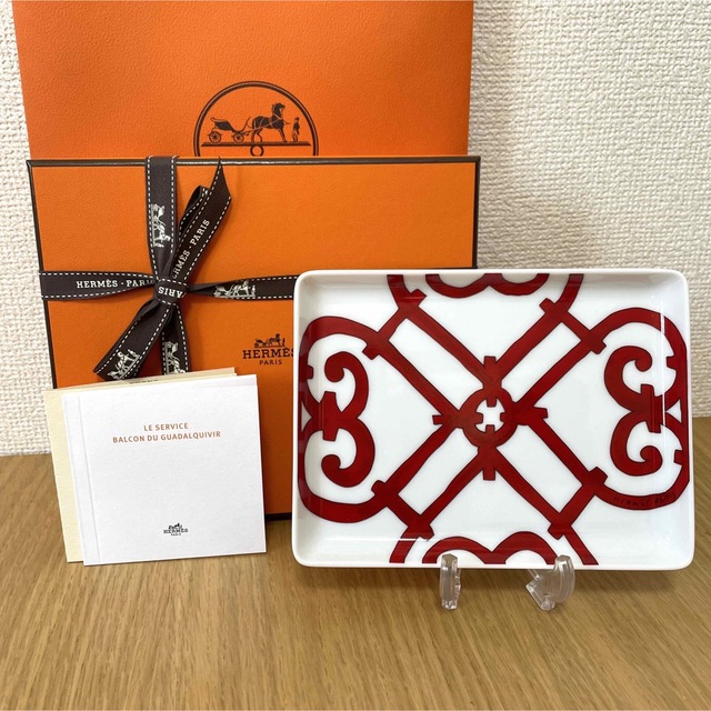 Hermes(エルメス)の【新品 ギフト包装】エルメス ガダルキヴィール 角皿 インテリア/住まい/日用品のキッチン/食器(食器)の商品写真