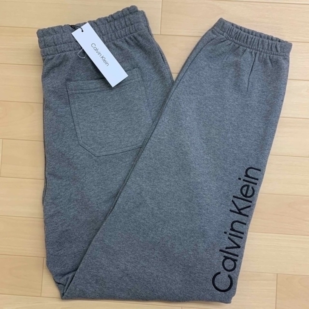 大人気★Calvin Klein【L】 メンズ定番ロゴ入り厚手スウェットパンツ