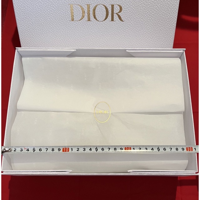 Christian Dior(クリスチャンディオール)のディオール Dior ギフトボックス 特大 ビック 収納 BOX ラッピング空箱 レディースのバッグ(ショップ袋)の商品写真