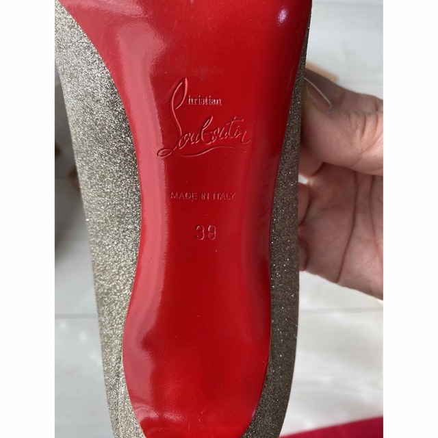 Christian Louboutin(クリスチャンルブタン)のルブタン　オープントゥパンプス　39 レディースの靴/シューズ(ハイヒール/パンプス)の商品写真