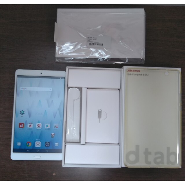 DOCOMO dtab Compact d-01J