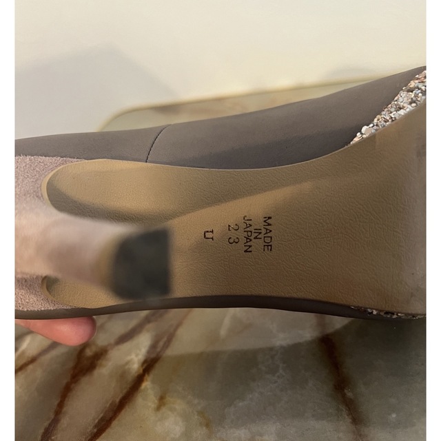 DIANA(ダイアナ)のDIANA ダイアナ　ブラウン　キラキラヒール　パンプス レディースの靴/シューズ(ハイヒール/パンプス)の商品写真