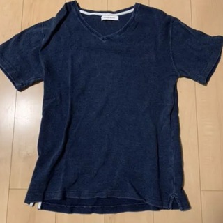 アズールバイマウジー(AZUL by moussy)の半袖　Tシャツ(Tシャツ/カットソー(半袖/袖なし))