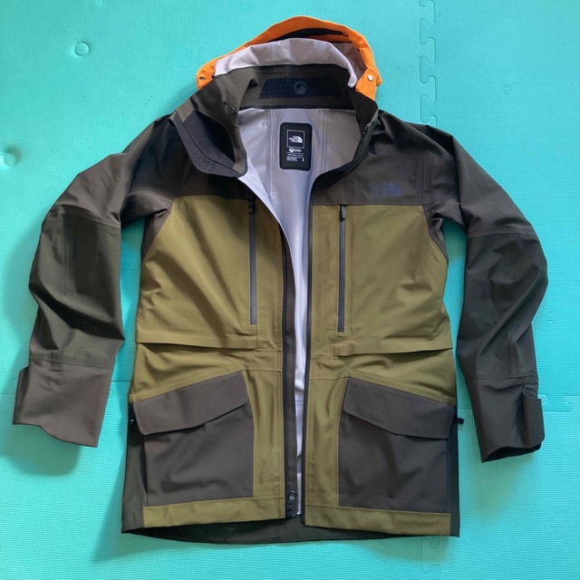 新品未使用　THE NORTH FACE  スキーウェア　スノーボードウェア