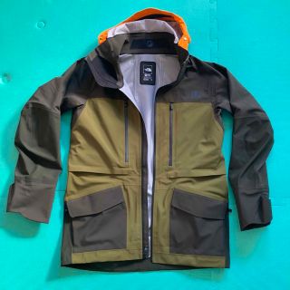 ザノースフェイス(THE NORTH FACE)の新品未使用　THE NORTH FACE  スキーウェア　スノーボードウェア(ウエア/装備)