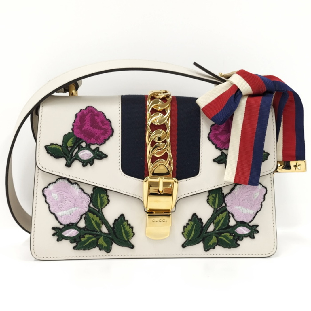 Gucci(グッチ)のGUCCI シルヴィ 2WAYショルダーバッグ フラワー刺繍 レザー アイボリー レディースのバッグ(その他)の商品写真