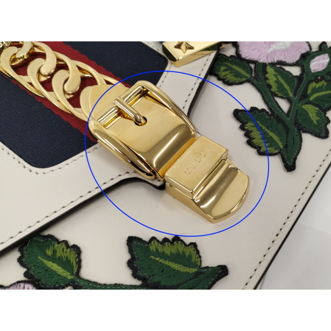 Gucci(グッチ)のGUCCI シルヴィ 2WAYショルダーバッグ フラワー刺繍 レザー アイボリー レディースのバッグ(その他)の商品写真
