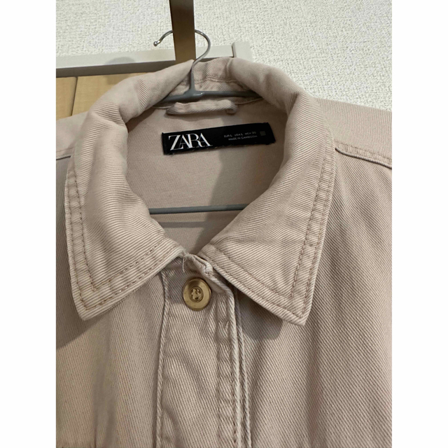 ZARA(ザラ)のZARA ピンク デニム ジャケット トップス メンズのジャケット/アウター(Gジャン/デニムジャケット)の商品写真