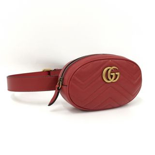 グッチ(Gucci)のGUCCI ボディバッグ ウエストポーチ GGマーモント レザー レッド(ボディバッグ/ウエストポーチ)