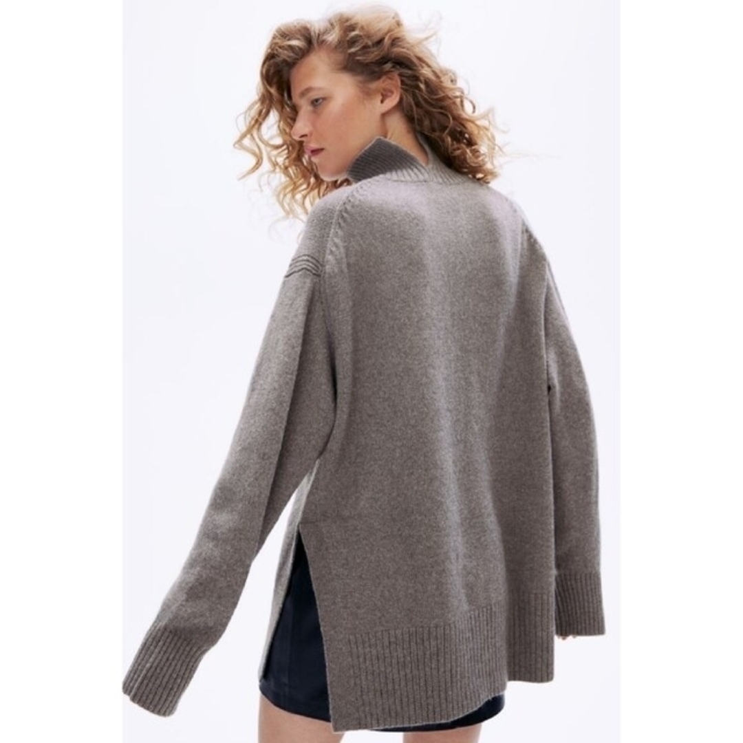 H&M - H&M オーバーサイズハイネックセーターの通販 by エム H&M - H&M オーバーサイズハイネックセーターの通販 by エム