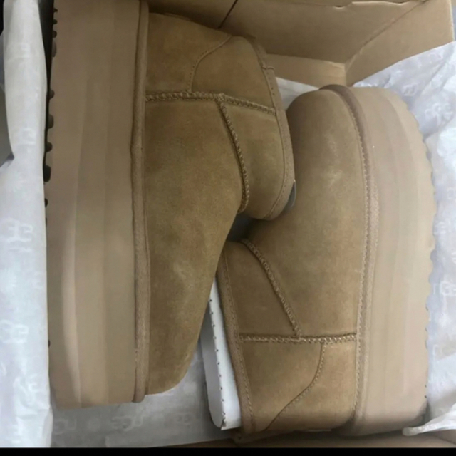 UGG CLASSIC ULTRA MINI PLATFORM 2