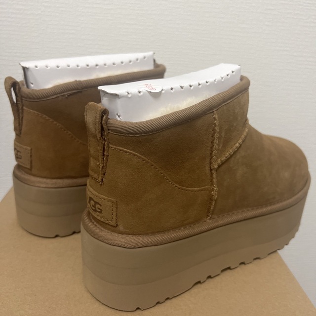 UGG CLASSIC ULTRA MINI PLATFORM 5