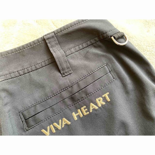 VIVA HEART(ビバハート)のビバハート レディース ショートパンツ 黒 スポーツ/アウトドアのゴルフ(ウエア)の商品写真