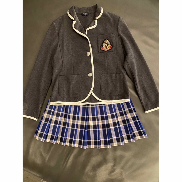 EASTBOY(イーストボーイ)のイーストボーイコメット　ジャケット キッズ/ベビー/マタニティのキッズ服女の子用(90cm~)(ジャケット/上着)の商品写真