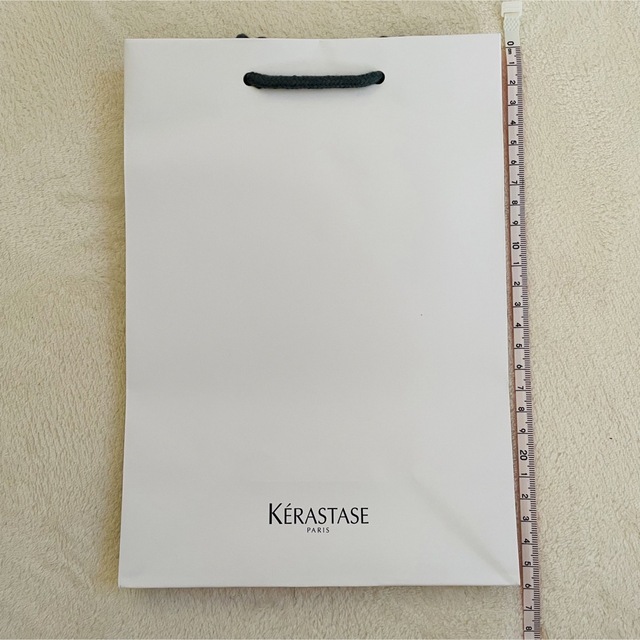 KERASTASE(ケラスターゼ)のケラスターゼ　ショップ袋　ショッパー　紙袋 レディースのバッグ(ショップ袋)の商品写真