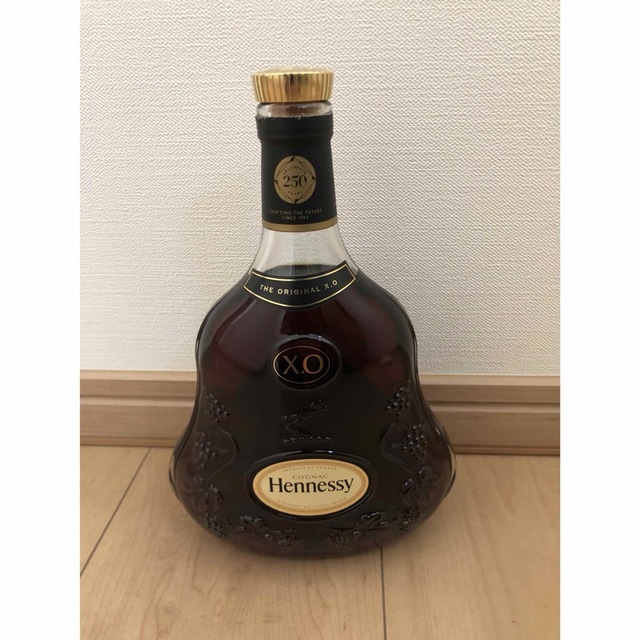 Hennessy X.O  ヘネシー  箱入り空瓶  10本