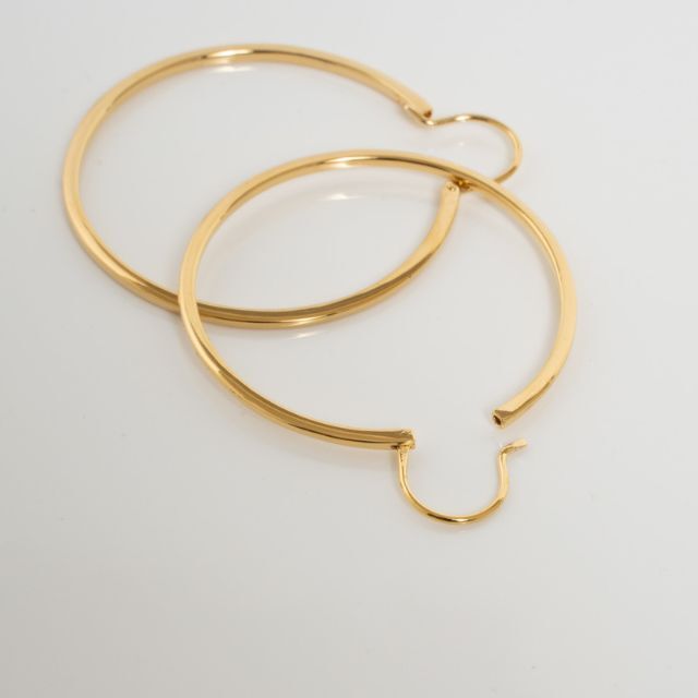 A.P.C - MARILOU EARRINGS 売り切れ必至！ www.hempkettletea.com